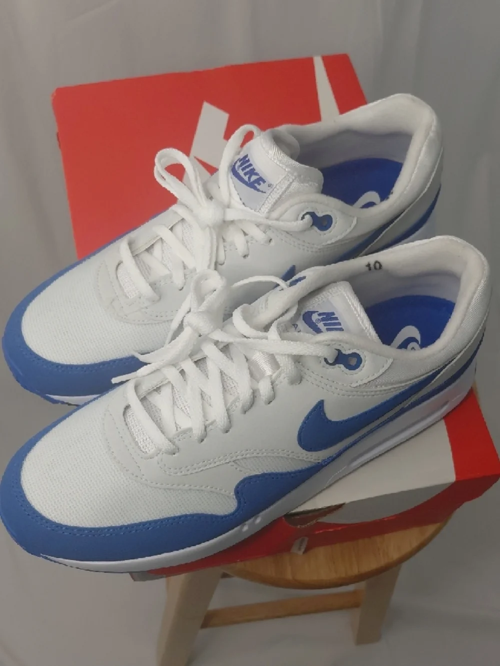 Nike Men’s Air Max 1 - White & Blue - Picture 3 of 4